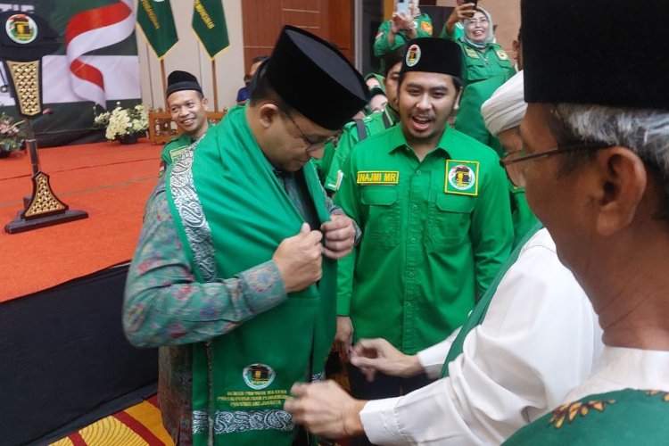 ANIES MASUK BURSA CAKETUM PPP: JALAN BARU ATAU SALAH LANGKAH?